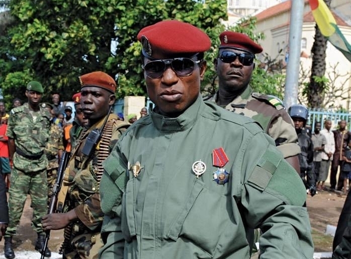 Armée : Claude Pivi, Thiégboro Camara et Blaise Goumou radiés (décret)