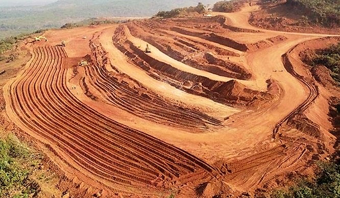 Oui, la tonne de cacao coûte plus cher que la tonne de bauxite