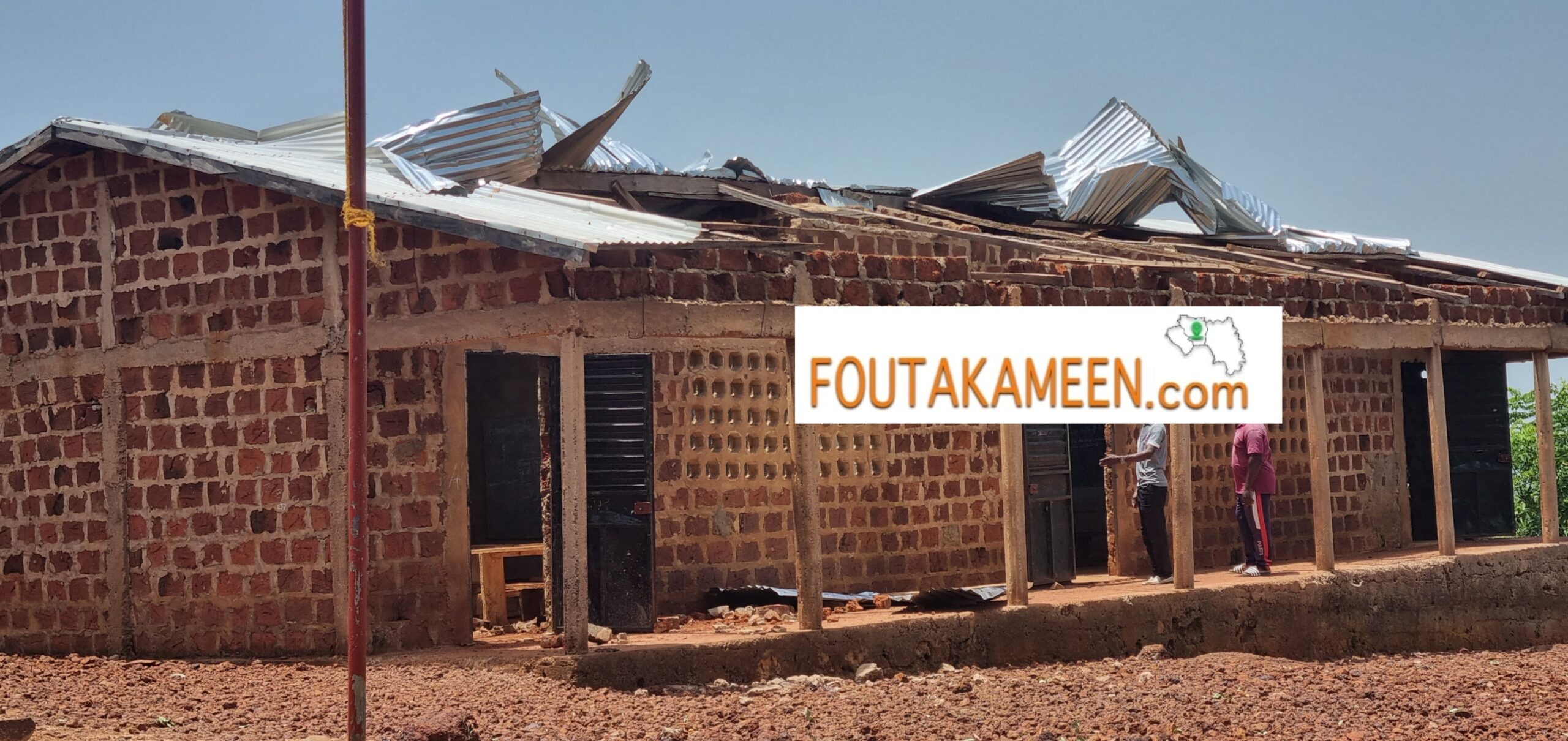 Une école détruite par un violent vent à Laafou-Lélouma: des élèves sur le point de rater leur examen d’entrée en 7ème année 