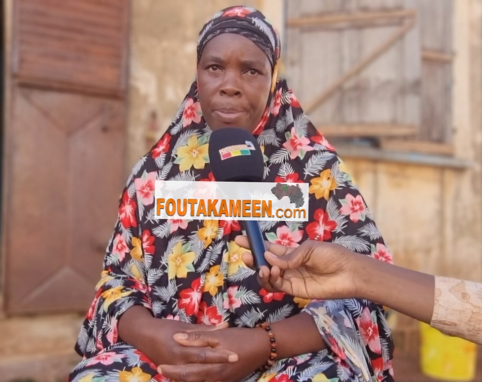 Extraordinaire: à Labé, un marchand ambulant vend des oreillers remplis des déchets à une dame (témoignage)