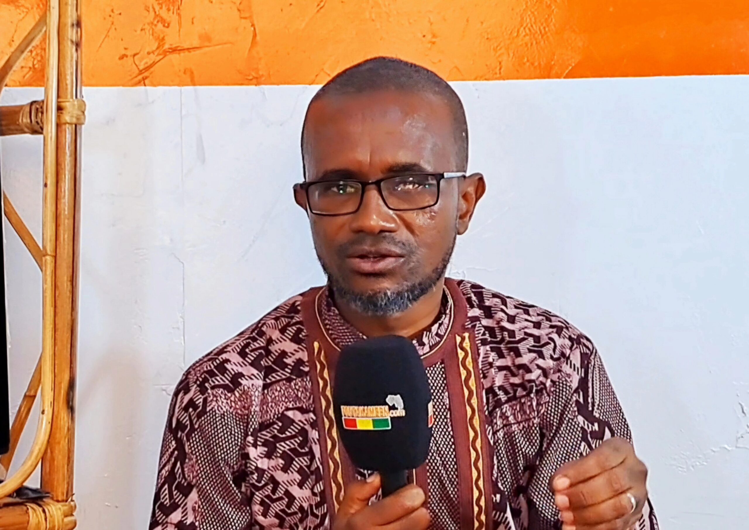 Mamadi Doumbouya a-t-il la possibilité d’être candidat? «la loi est générale, elle n’exclut personne» (interview exclusive avec le juriste Me Mouley Ismael Diallo)