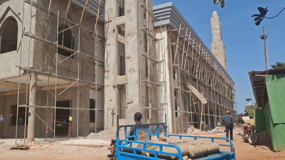 Retard des travaux de rénovation de la grande mosquée de Labé: Elhadj Badrou reçoit de nouvelles promesses des autorités
