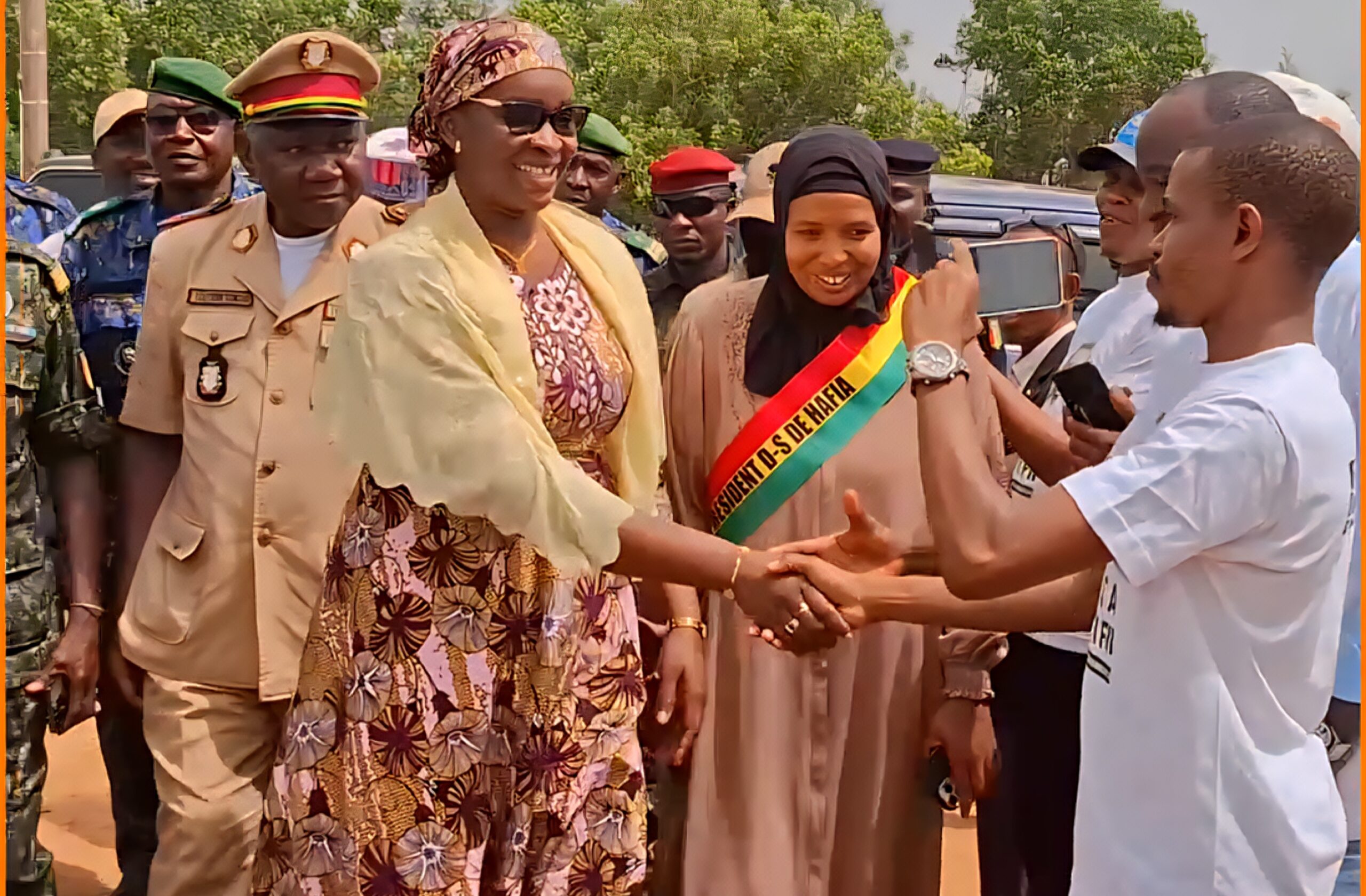 Fouta Djallon : la porte-parole du CNRD à l’offensive pour faire adhérer les populations au recensement Fouta Djallon : la porte-parole du CNRD à l’offensive pour faire adhérer les populations au recensement