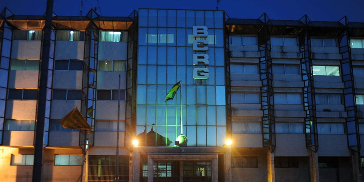 Monnaie guinéenne : la Banque centrale annonce la mise en circulation d’une nouvelle série de biellet à partir de ce mercredi Monnaie guinéenne : la Banque centrale annonce la mise en circulation d’une nouvelle série de biellet à partir de ce mercredi