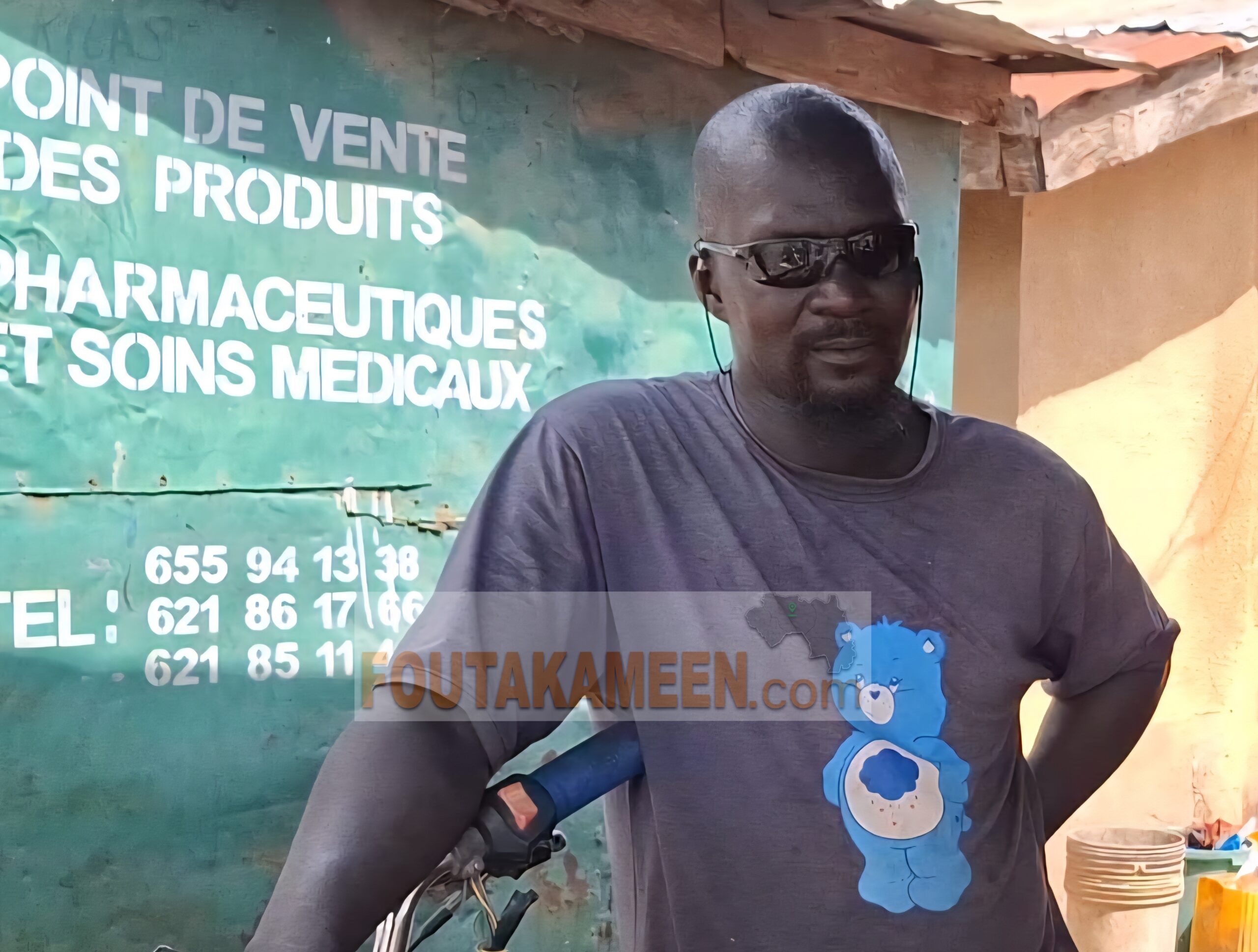 Le sosie du Gal Mamadi Doumbouya se plaint : « Il y a des gens qui m’appellent pour m’insulter ou insulter mes parents » Le sosie du Gal Mamadi Doumbouya se plaint : « Il y a des gens qui m’appellent pour m’insulter ou insulter mes parents »