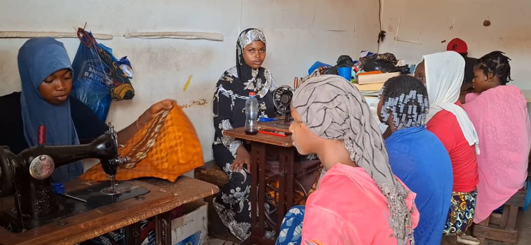 Préparatifs de la fête à Labé : les ateliers de couture moins débordés à l’approche de la Tabaski