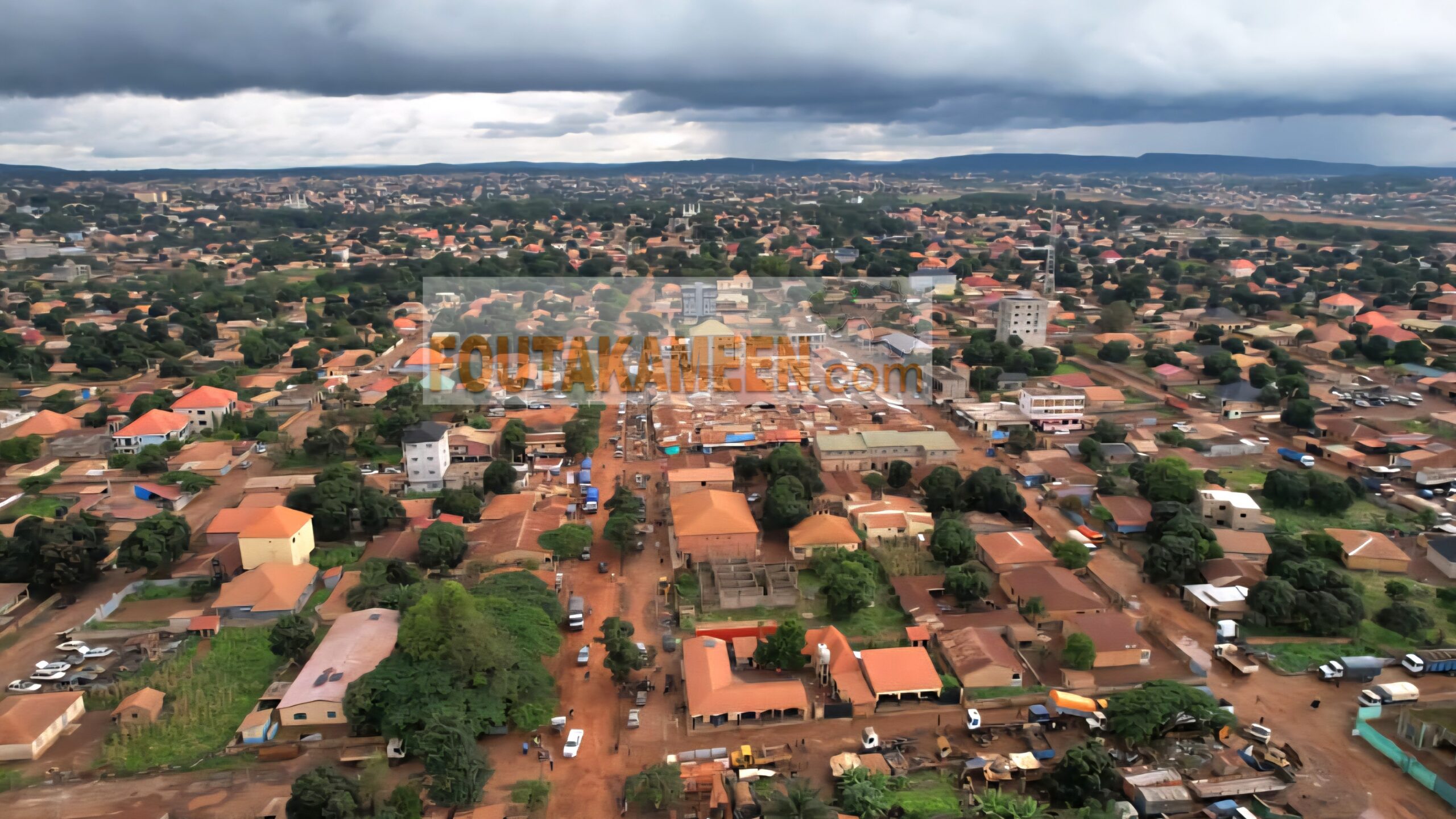 Labé plongée dans le noir : EDG évoque un défaut de terre sur la ligne électrique de Garambé Labé plongée dans le noir : EDG évoque un défaut de terre sur la ligne électrique de Garambé