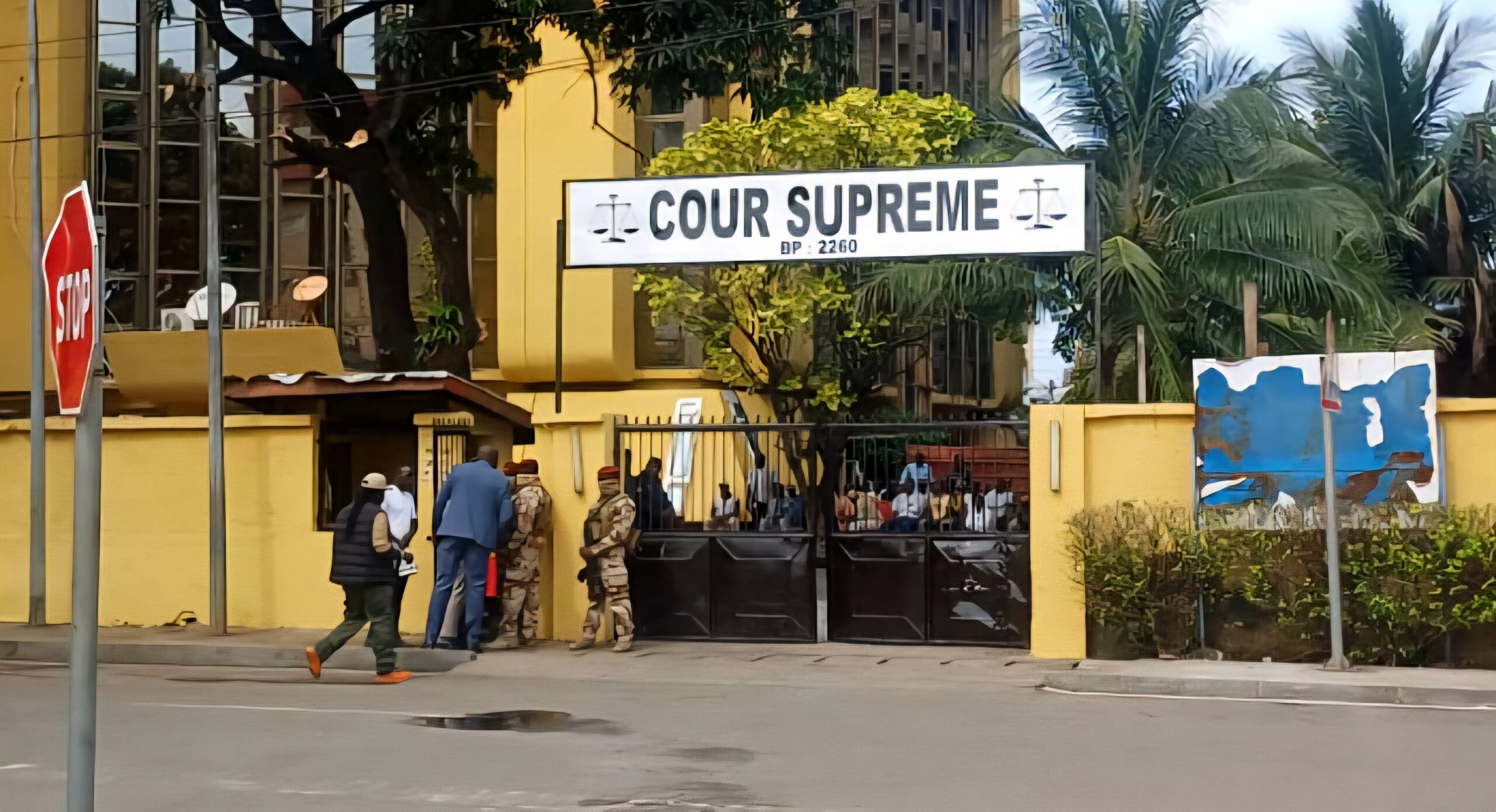 Guinée : la Cour suprême rejette les recours des candidats recalés et publie la liste définitive des retenus Guinée : la Cour suprême rejette les recours des candidats recalés et publie la liste définitive des retenus