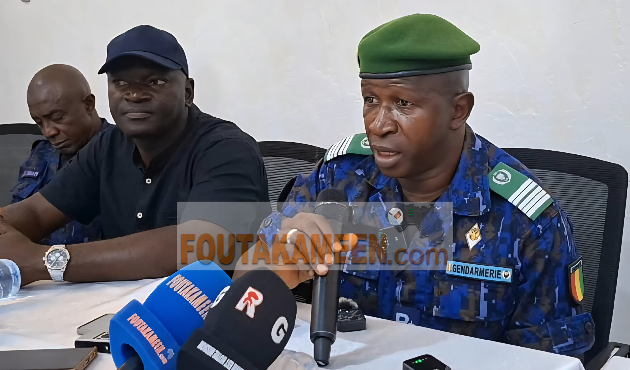 Sécurité à Kindia : les citoyens « ignorent » le numéro vert mis à leur disposition par les forces de sécurité Sécurité à Kindia : les citoyens « ignorent » le numéro vert mis à leur disposition par les forces de sécurité