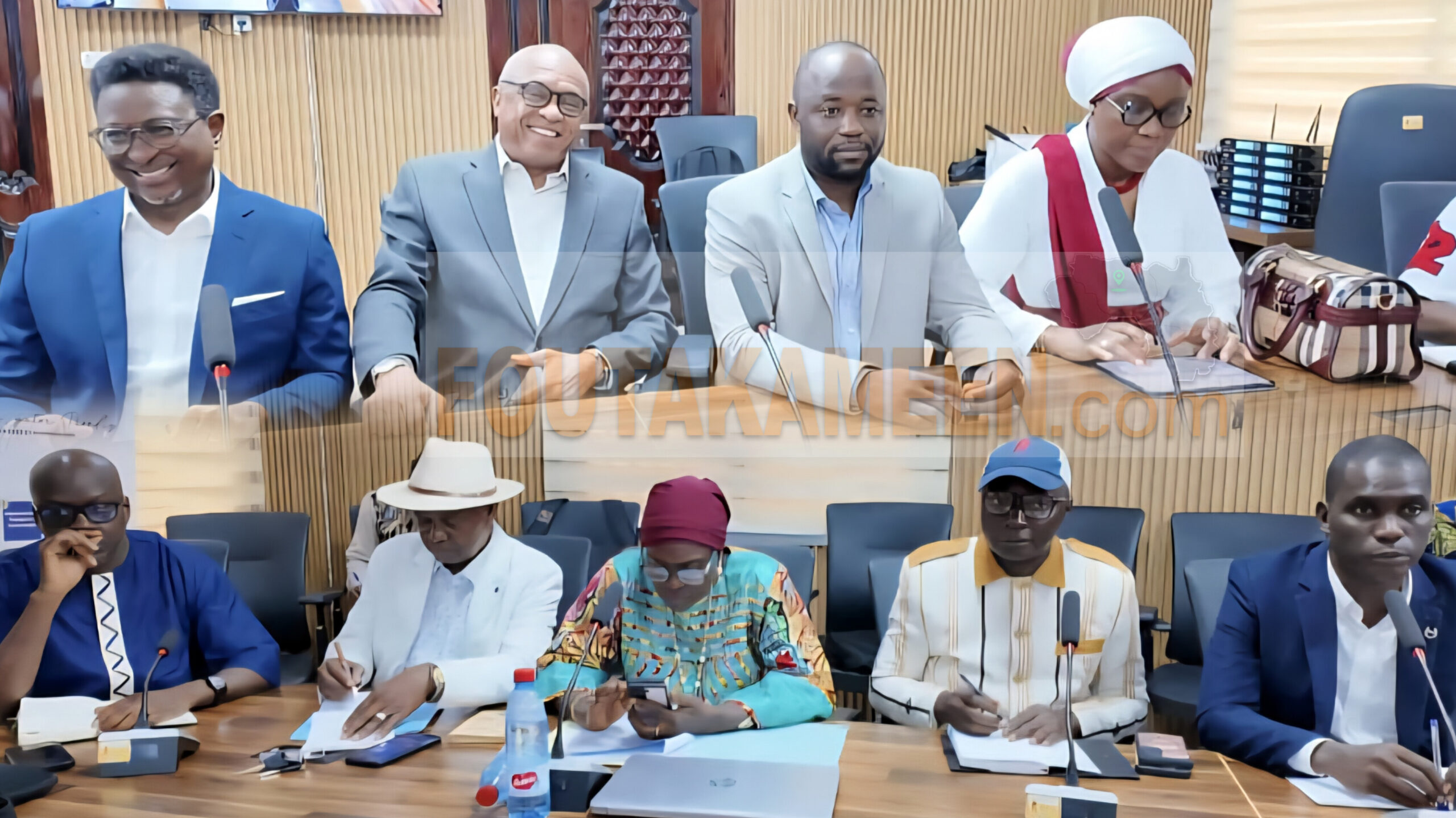 Reprise des négociations dans l’éducation : le gouvernement se retire dès l’ouverture des débats