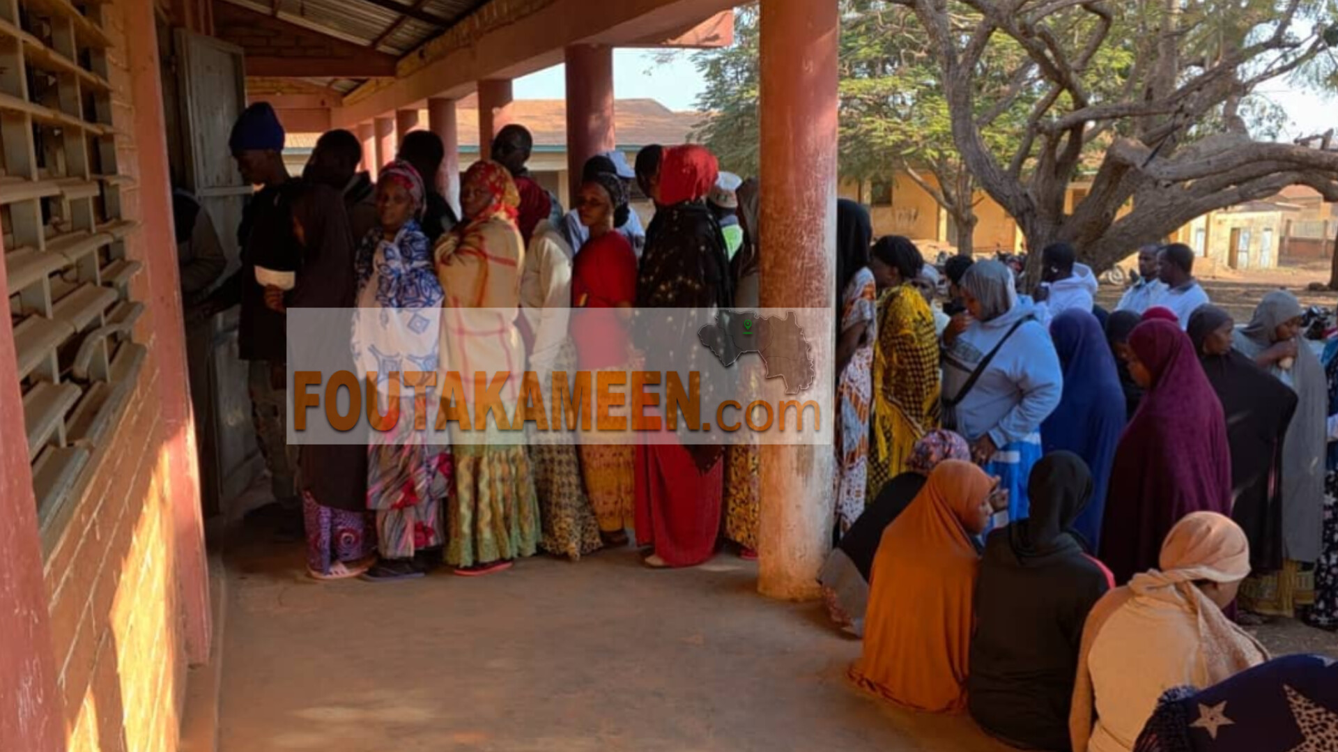 Présidentielle en Guinée : le constat de notre rédaction dans plusieurs bureaux de vote à Labé