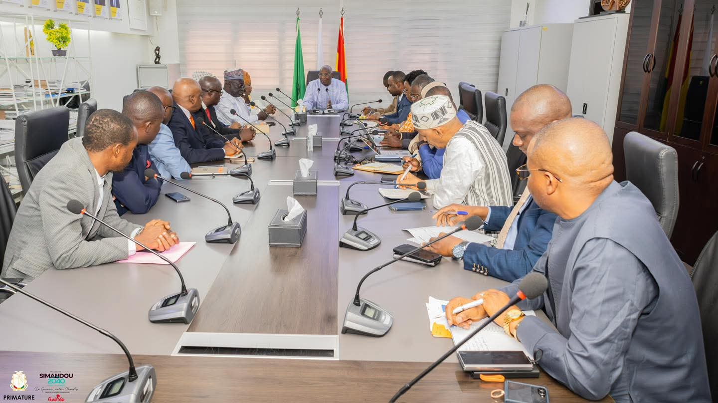 Conakry : les coulisses de la rencontre entre le Premier ministre et les huit candidats à la dernière présidentielle